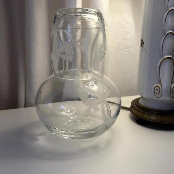 Tiffany & Co. Bow Tumble Up Bedside Carafe Etched Glass Bows Not Marked Stamped - Picture 11 of 12